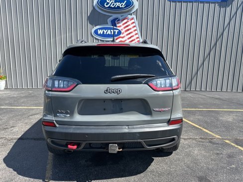 Used 2019 Jeep Cherokee Trailhawk w/ Comfort & Convenience Group image 4