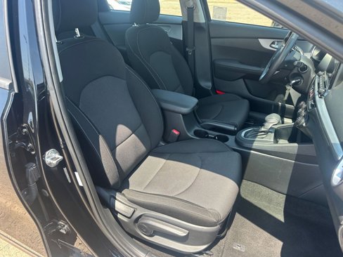 Used 2024 Kia Forte LXS image 34