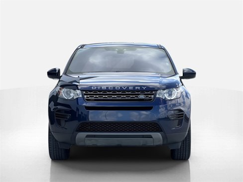 Used 2019 Land Rover Discovery Sport SE image 6