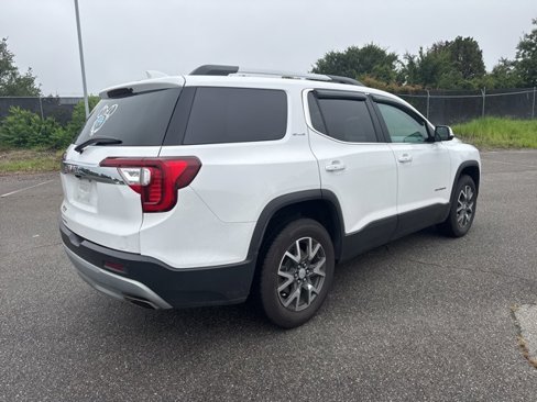 Used 2021 GMC Acadia SLE w/ Driver Convenience Package image 3