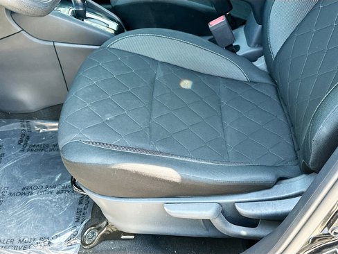 Used 2020 Nissan Kicks S image 18