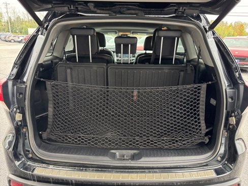 Used 2018 Toyota Highlander XLE image 28