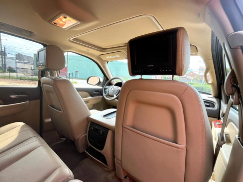 Used 2014 Chevrolet Suburban LT image 49