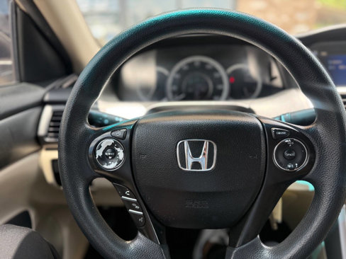 Used 2013 Honda Accord LX image 9