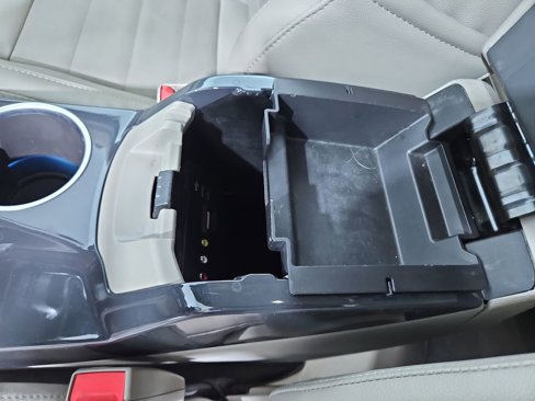 Used 2014 Ford Escape Titanium image 26