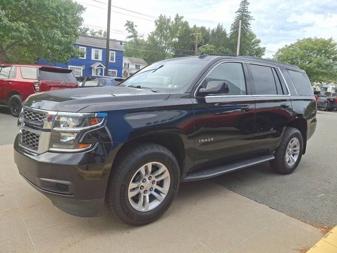 Used 2019 Chevrolet Tahoe LS image 3