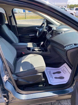 Used 2019 Ford Escape SE image 25