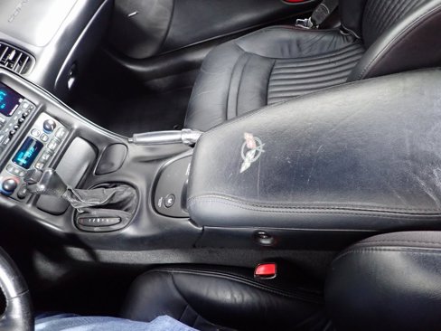 Used 2001 Chevrolet Corvette Coupe w/ Preferred Equipment Group2 image 21