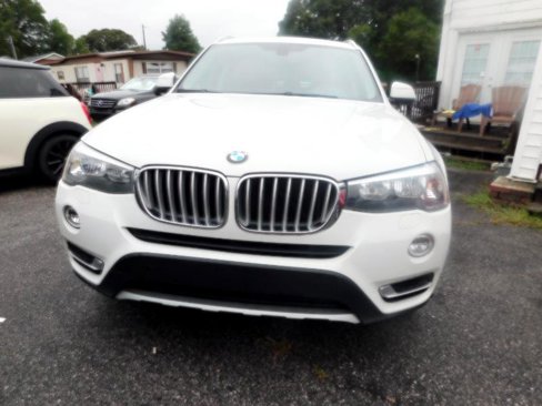 Used 2015 BMW X3 xDrive28i image 3