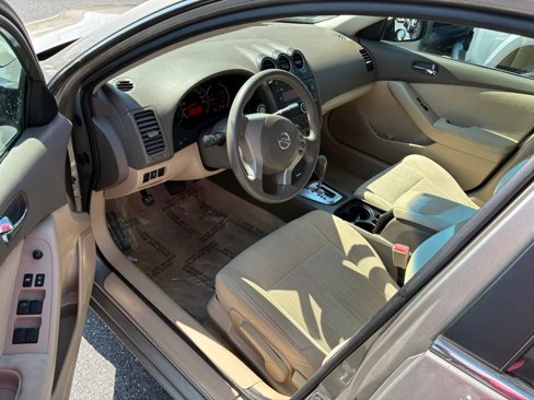 Used 2012 Nissan Altima 2.5 S image 6