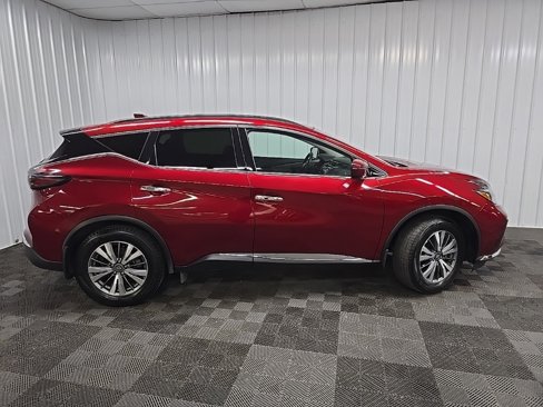 Used 2023 Nissan Murano SV image 2