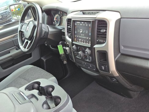Used 2019 RAM 1500 Classic Warlock w/ Luxury Group image 7