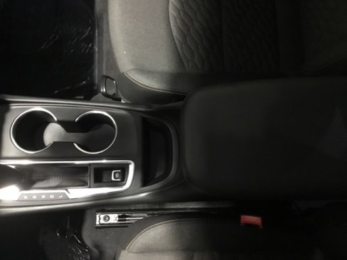 Used 2021 Chevrolet Equinox LT image 33