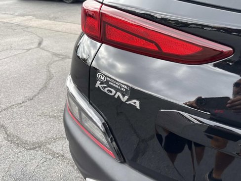 Used 2023 Hyundai Kona SEL w/ Cargo Package image 5