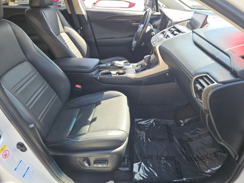 Used 2017 Lexus NX 300h AWD image 22