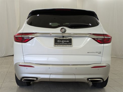Used 2019 Buick Enclave Premium image 8
