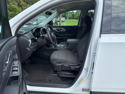 Used 2019 Chevrolet Traverse LS image 3