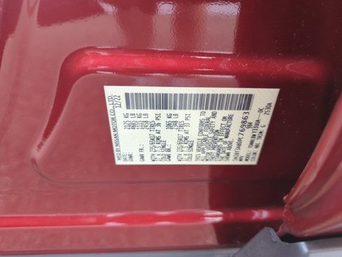 Used 2023 Nissan Rogue S image 37