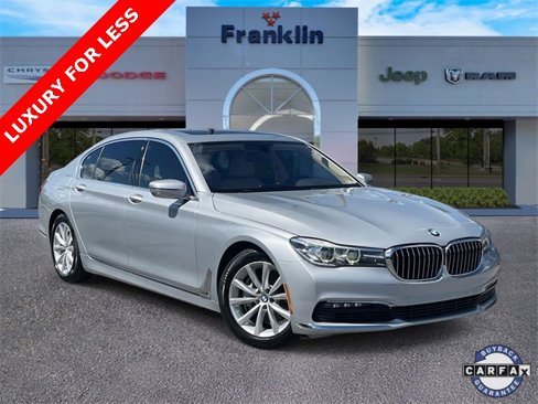 Used 2018 BMW 740i image 1
