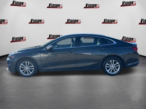 Used 2017 Chevrolet Malibu LT image 8