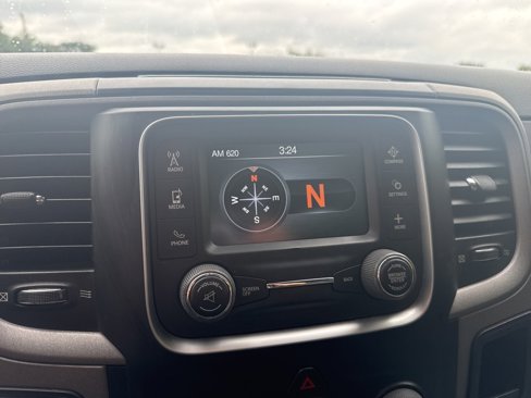 Used 2015 RAM 1500 Express image 27