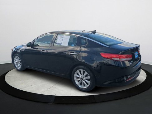 Used 2016 Kia Optima EX w/ Premium Package image 6