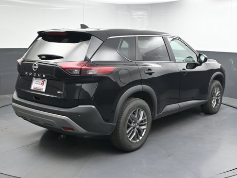 Certified 2023 Nissan Rogue S image 8