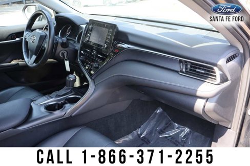 Used 2024 Toyota Camry SE image 36