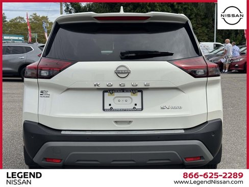 Used 2023 Nissan Rogue SV image 7