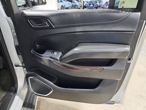 Used 2015 GMC Yukon XL SLE w/ Convenience Package image 23