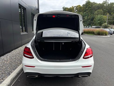 Used 2020 Mercedes-Benz E 350 4MATIC Sedan image 44