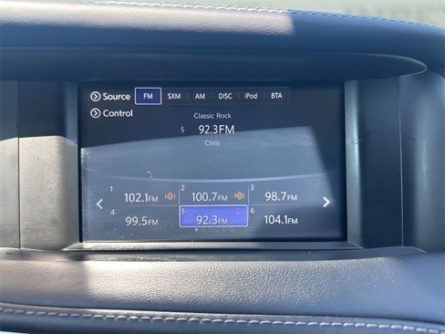 Used 2019 INFINITI QX30 image 16