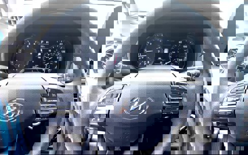 Used 2023 Hyundai Kona SEL image 11