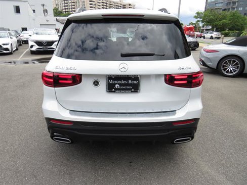 Certified 2024 Mercedes-Benz GLB 250 4MATIC image 3