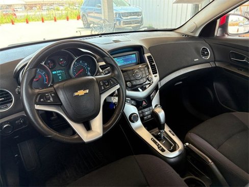 Used 2014 Chevrolet Cruze LT image 22