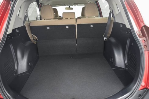 Used 2013 Toyota RAV4 LE image 13