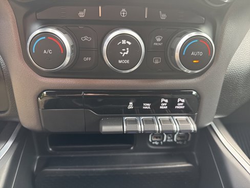 Used 2022 RAM 1500 Big Horn image 24