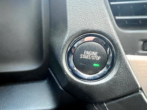 Used 2019 GMC Yukon Denali w/ Denali Ultimate Package image 34