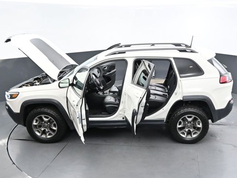 Used 2019 Jeep Cherokee Trailhawk image 39