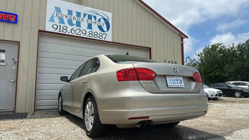 Used 2014 Volkswagen Jetta SE image 18