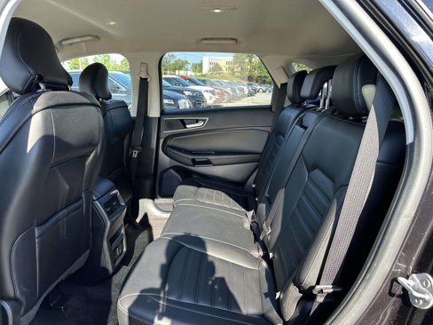 Used 2019 Ford Edge SEL w/ Equipment Group 201A image 10