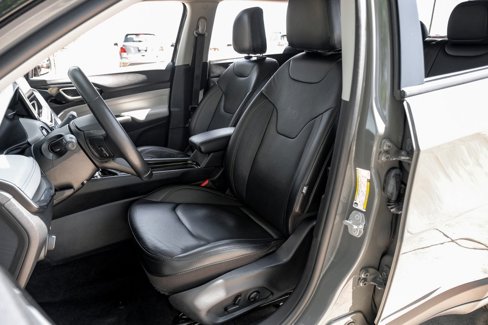 Used 2022 Jeep Compass Limited image 8