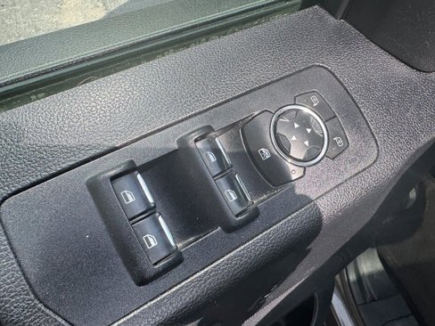 Used 2016 Ford F150 XLT w/ Equipment Group 302A Luxury image 11