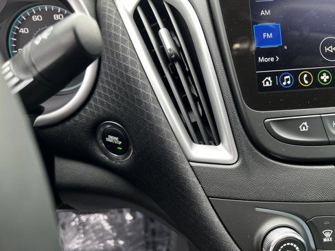 Used 2024 Chevrolet Malibu RS image 15