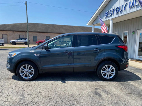 Used 2019 Ford Escape SE image 4