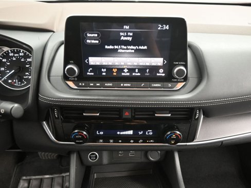 Used 2022 Nissan Rogue SV image 10