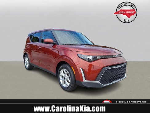 Used 2023 Kia Soul LX w/ LX Technology Package image 1