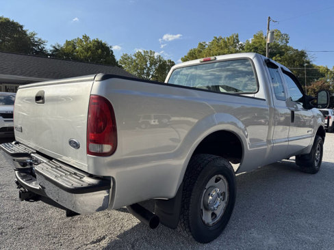 Used 2005 Ford F250 XLT image 5