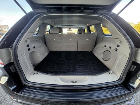 Used 2012 Jeep Grand Cherokee Laredo image 22