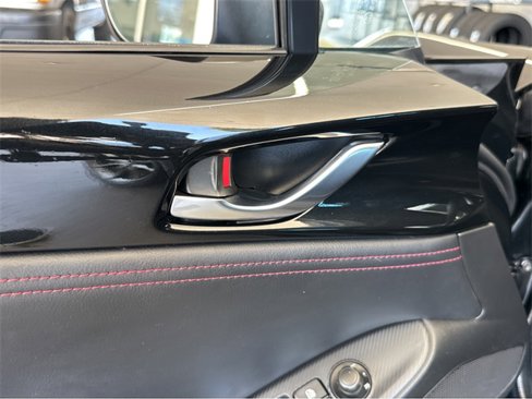 Used 2017 MAZDA MX-5 Miata RF Grand Touring image 31